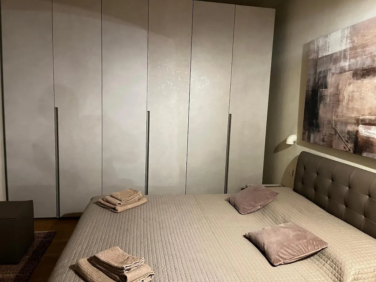 Apartment Maison Del Ducato Cavour 37 Parma